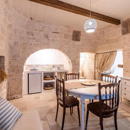 アルベロベッロ Il Trullo Del Guelfoヴィラ エクステリア 写真