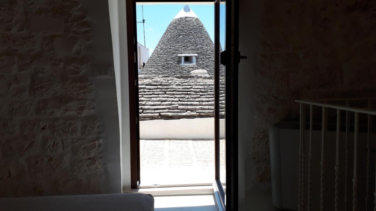 アルベロベッロ Il Trullo Del Guelfoヴィラ エクステリア 写真